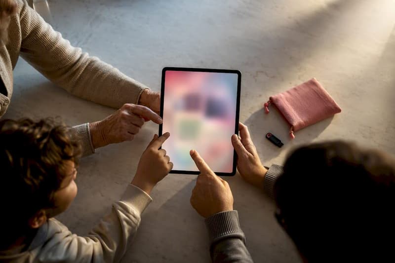 Idées de capsule mémoire numérique pour toute la famille